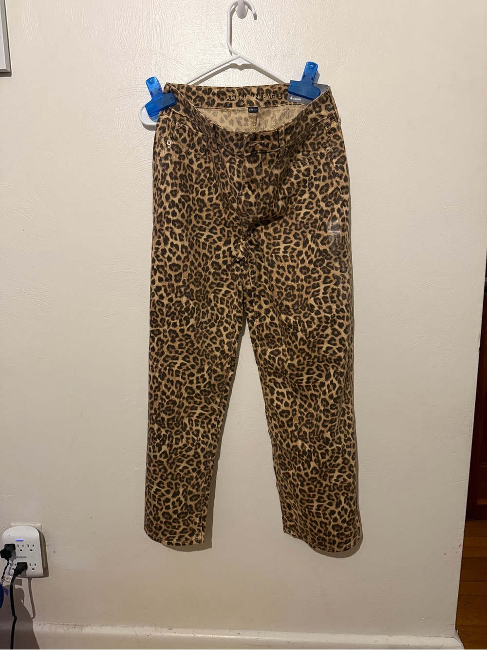 American Eagle Outfitters AE Stretch Leopard LowRise Baggy Wide-Legged Jeans-4